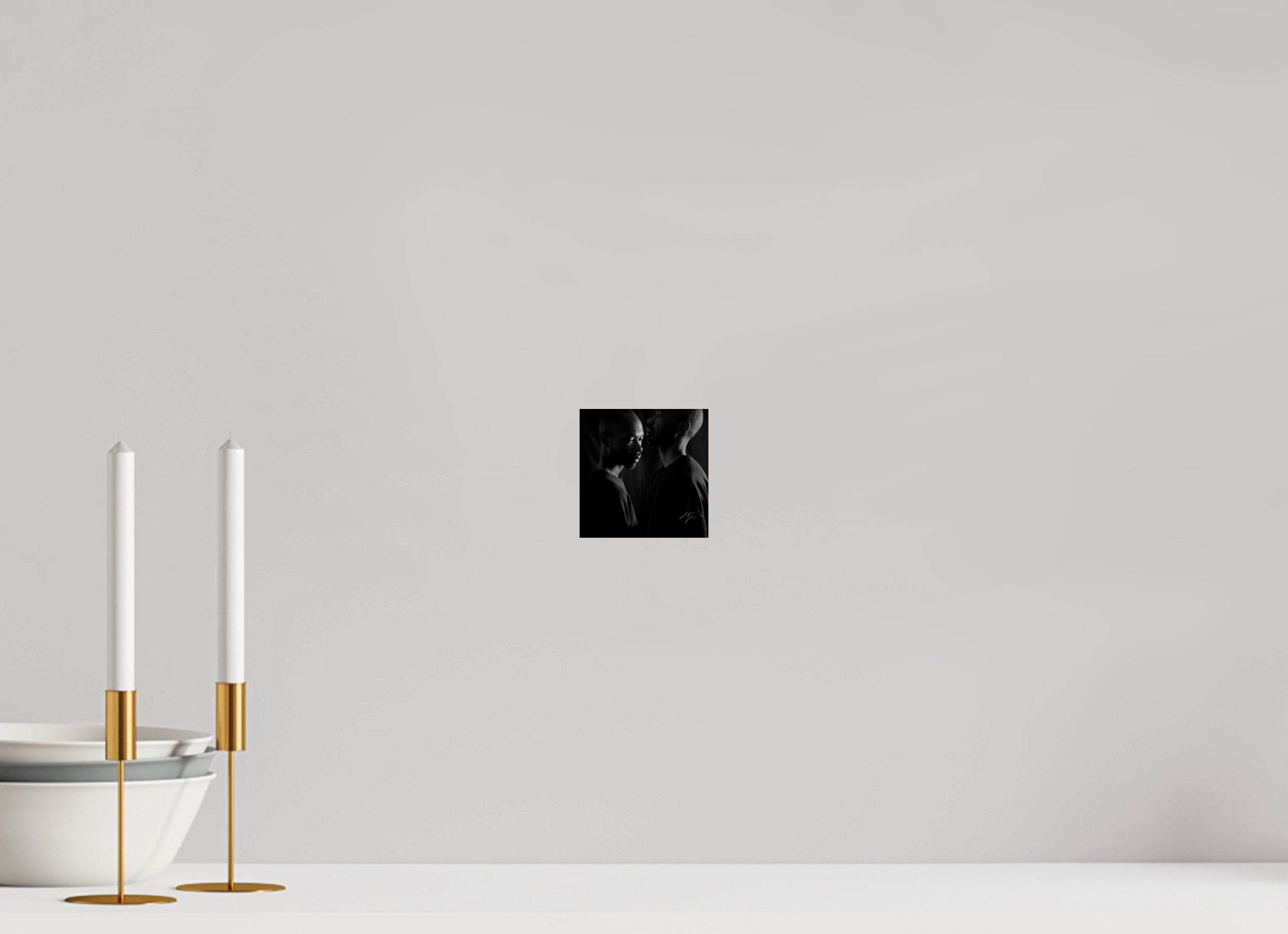 4 x 4″, PHOTO PRINT - FUJIFLEX HIGH GLOSS AGAINST THE WALL